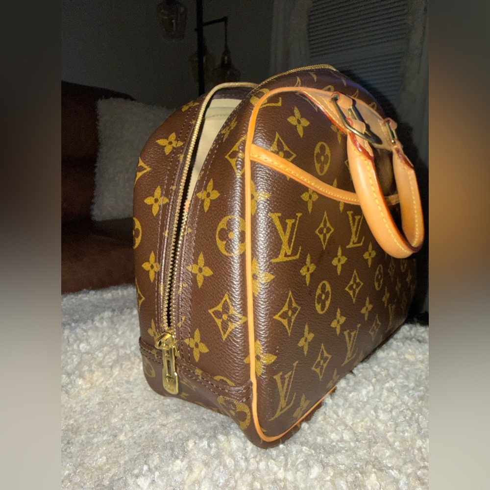 Louis Vuitton LV Monogram Trouville - Picture 7 of 8